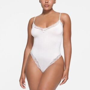 SKIMS White Lace Trim Bodysuit